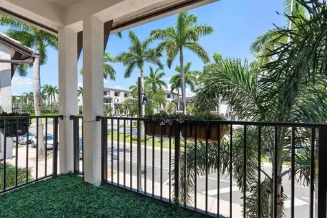 8368 Central Park Boulevard Doral FL 33166