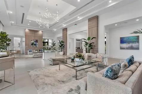 8368 Central Park Boulevard Doral FL 33166