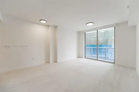 77 SE 5 Street Miami FL 33131