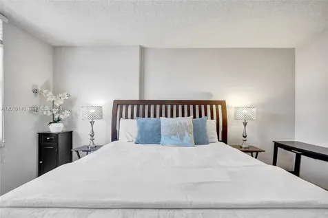 2501 S Ocean Drive Hollywood FL 33019