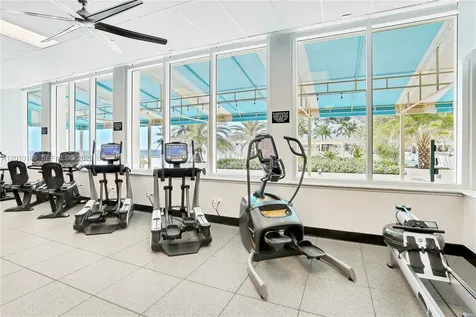 2501 S Ocean Drive Hollywood FL 33019