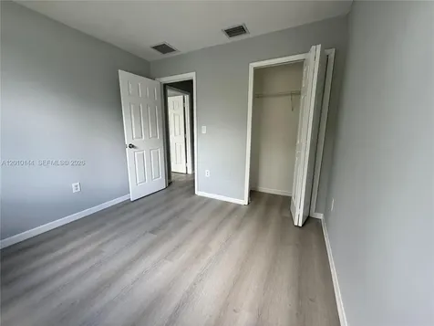 2458 SE 15th Place Homestead FL 33035