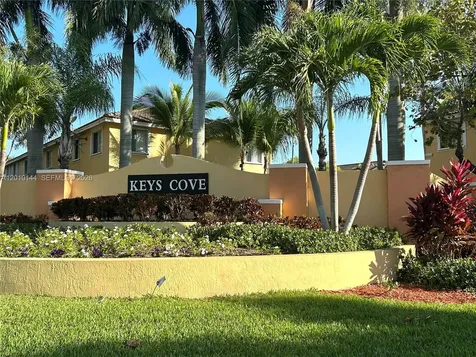 2458 SE 15th Place Homestead FL 33035