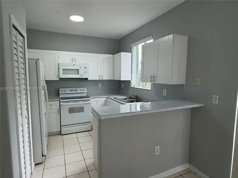 2458 SE 15th Place Homestead FL 33035