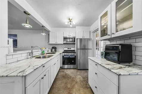1698 Jefferson Avenue Miami Beach FL 33139