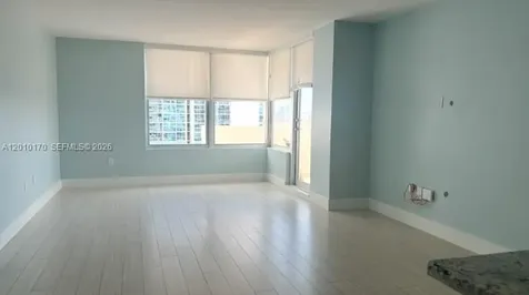 2899 Collins Avenue Miami Beach FL 33140