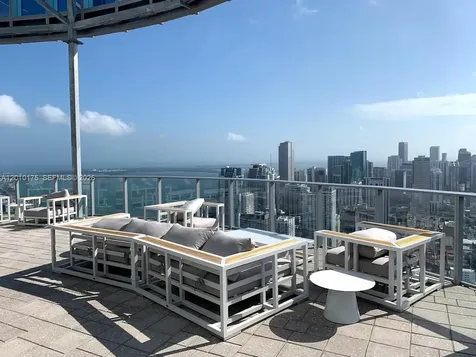 851 NE 1st Avenue Miami FL 33132