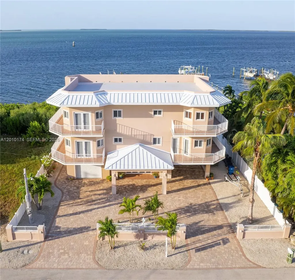 112 N Bounty Lane Key Largo FL 33037
