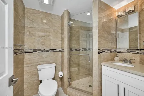 112 N Bounty Lane Key Largo FL 33037