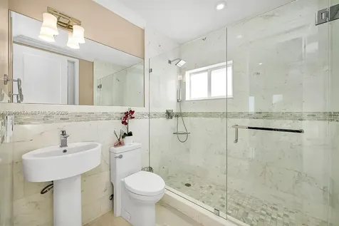 112 N Bounty Lane Key Largo FL 33037