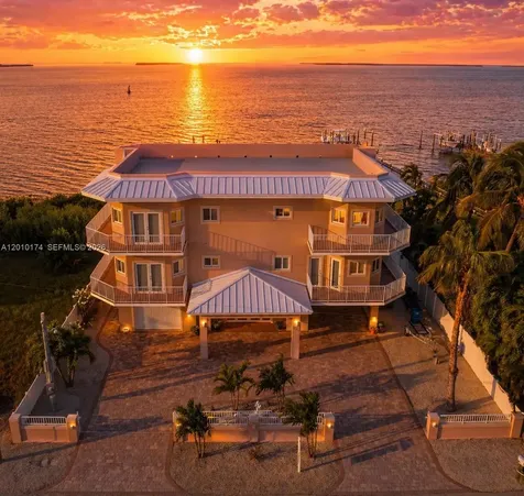 112 N Bounty Lane Key Largo FL 33037