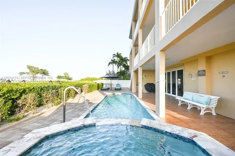 112 N Bounty Lane Key Largo FL 33037