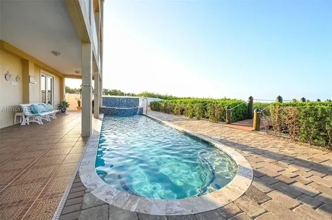 112 N Bounty Lane Key Largo FL 33037