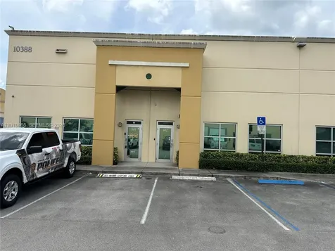 10388 W State Road 84 Davie FL 33324