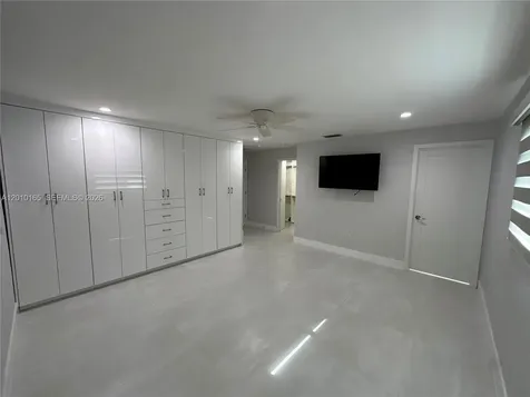 9275 SW 67th Street Miami FL 33173