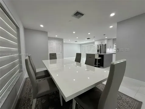 9275 SW 67th Street Miami FL 33173