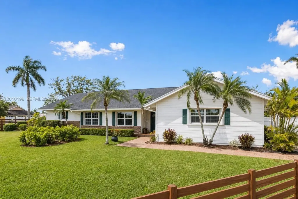 29490 SW 193 Avenue Homestead FL 33030