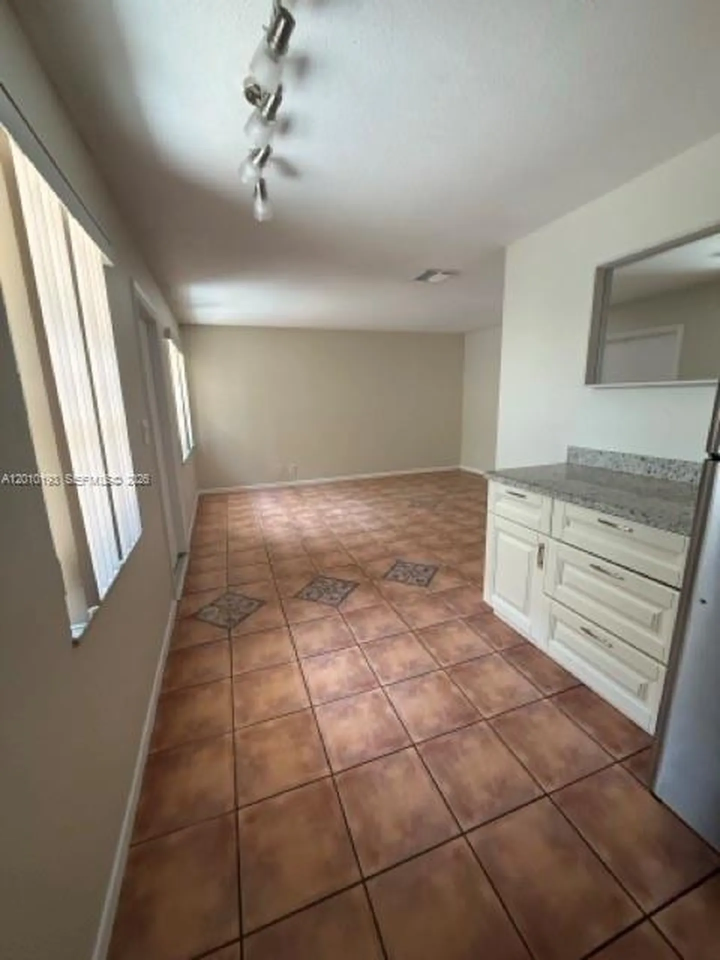Hollywood FL 33020
