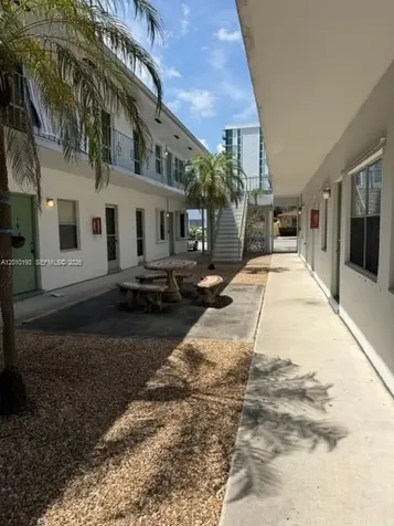 Hollywood FL 33020