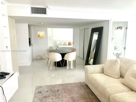 1800 Collins Avenue Miami Beach FL 33139