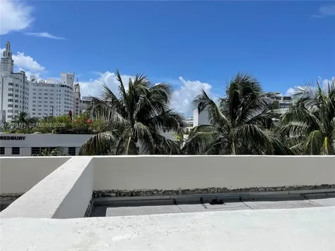 1800 Collins Avenue Miami Beach FL 33139