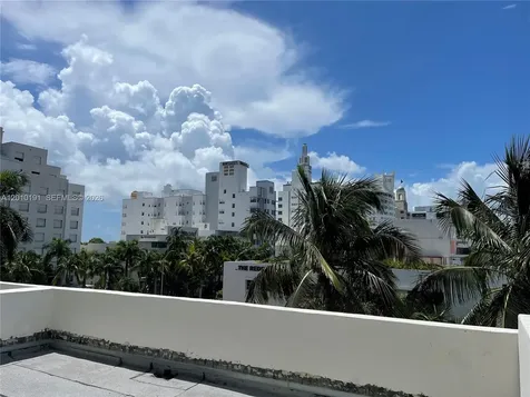 1800 Collins Avenue Miami Beach FL 33139