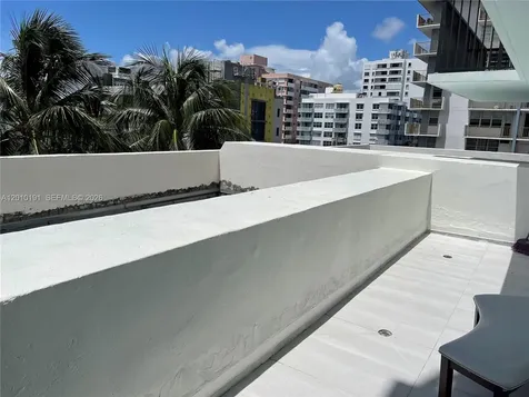 1800 Collins Avenue Miami Beach FL 33139