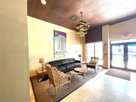 1800 Collins Avenue Miami Beach FL 33139