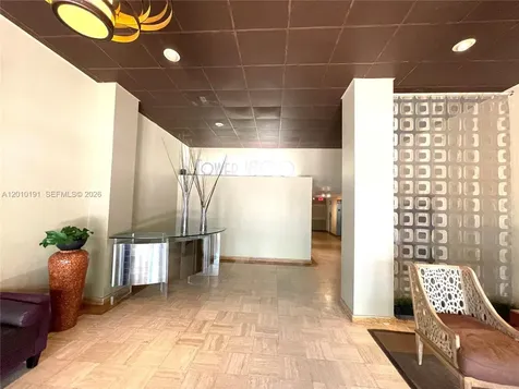 1800 Collins Avenue Miami Beach FL 33139