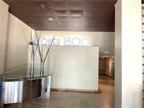 1800 Collins Avenue Miami Beach FL 33139