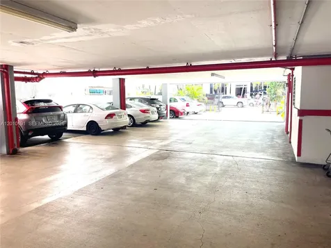 1800 Collins Avenue Miami Beach FL 33139