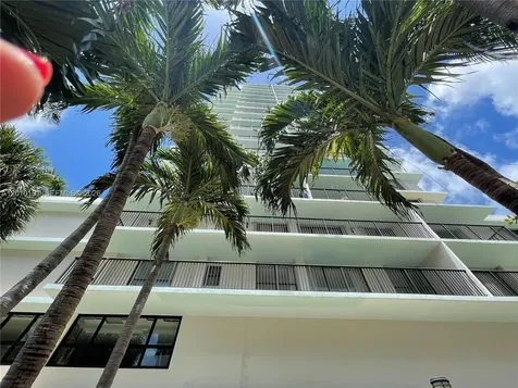 1800 Collins Avenue Miami Beach FL 33139