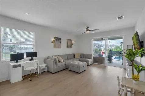 447 Higher Comb Drive Davenport FL 33897