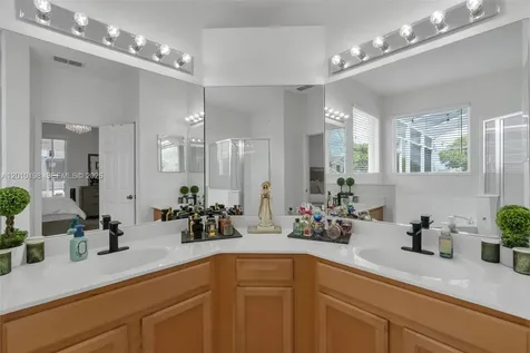 447 Higher Comb Drive Davenport FL 33897