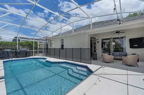 447 Higher Comb Drive Davenport FL 33897