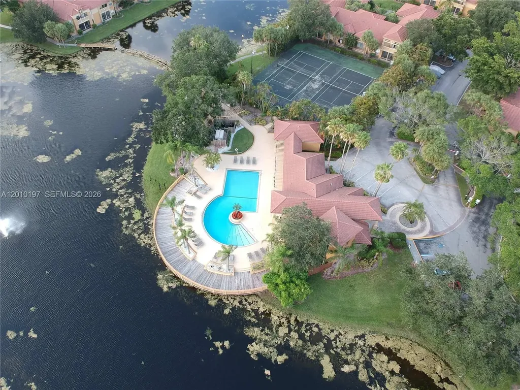 4767 Via Palm Lakes West Palm Beach FL 33417