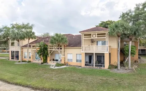 4767 Via Palm Lakes West Palm Beach FL 33417