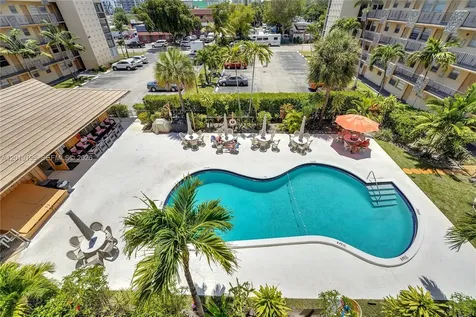 2145 Pierce Street Hollywood FL 33020