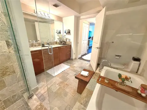 2641 N Flamingo Road Sunrise FL 33323
