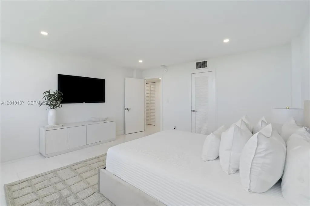 1180 S Ocean Boulevard Boca Raton FL 33432