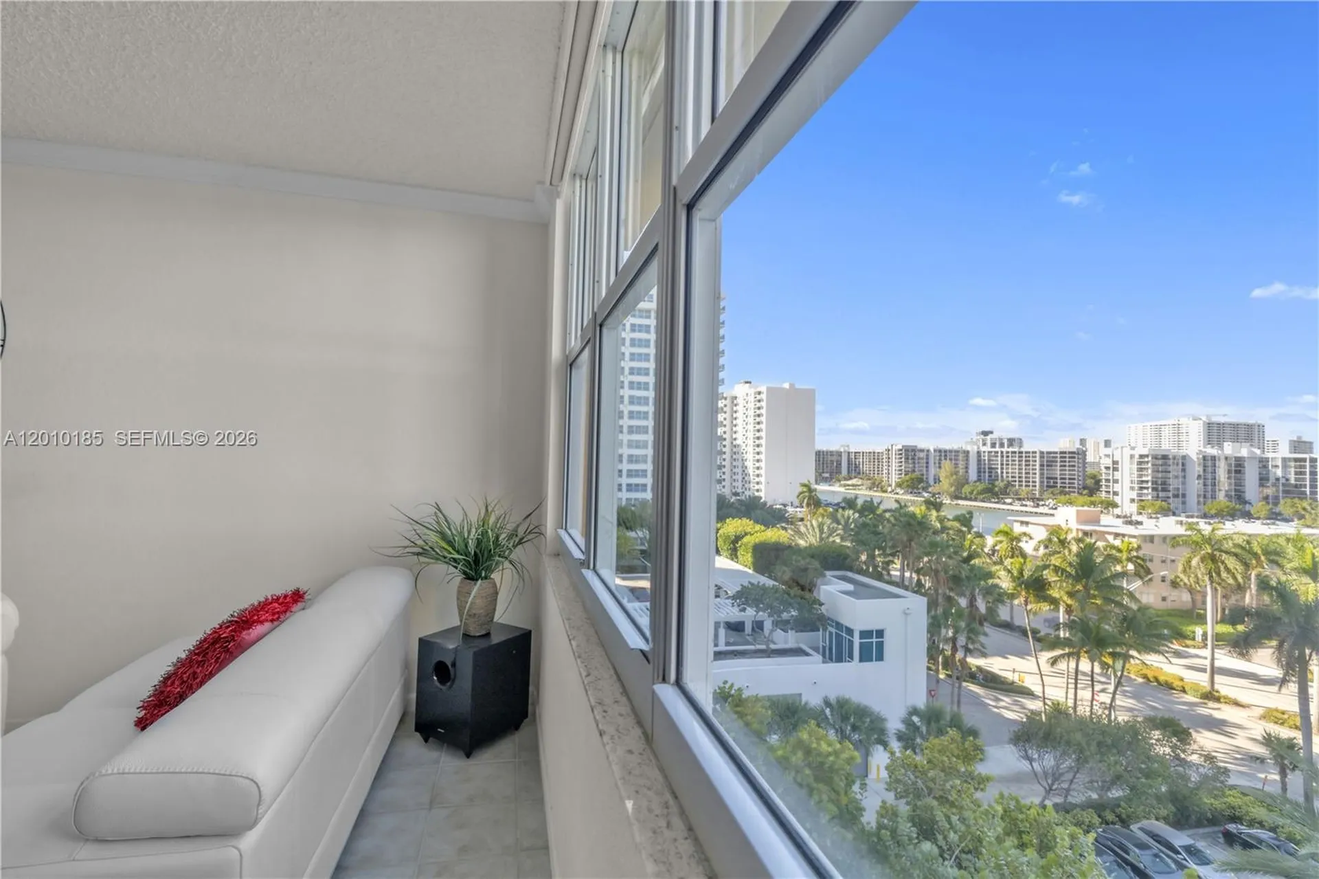2501 S Ocean Drive Hollywood FL 33019