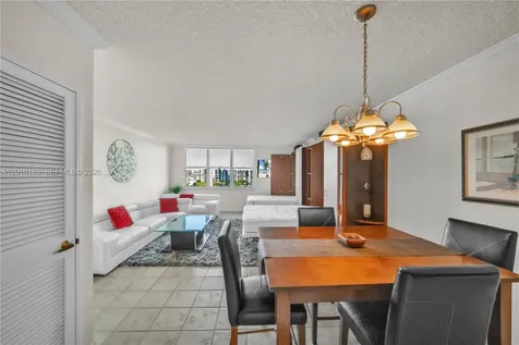 2501 S Ocean Drive Hollywood FL 33019