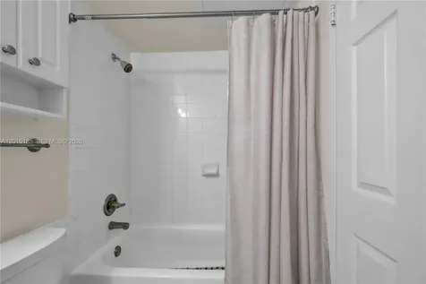 2501 S Ocean Drive Hollywood FL 33019