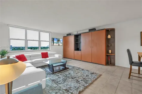 2501 S Ocean Drive Hollywood FL 33019