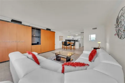 2501 S Ocean Drive Hollywood FL 33019