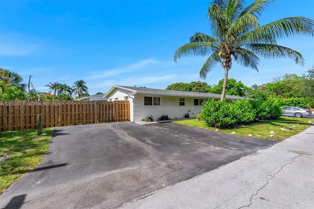 700 NW 18th Street Fort Lauderdale FL 33311
