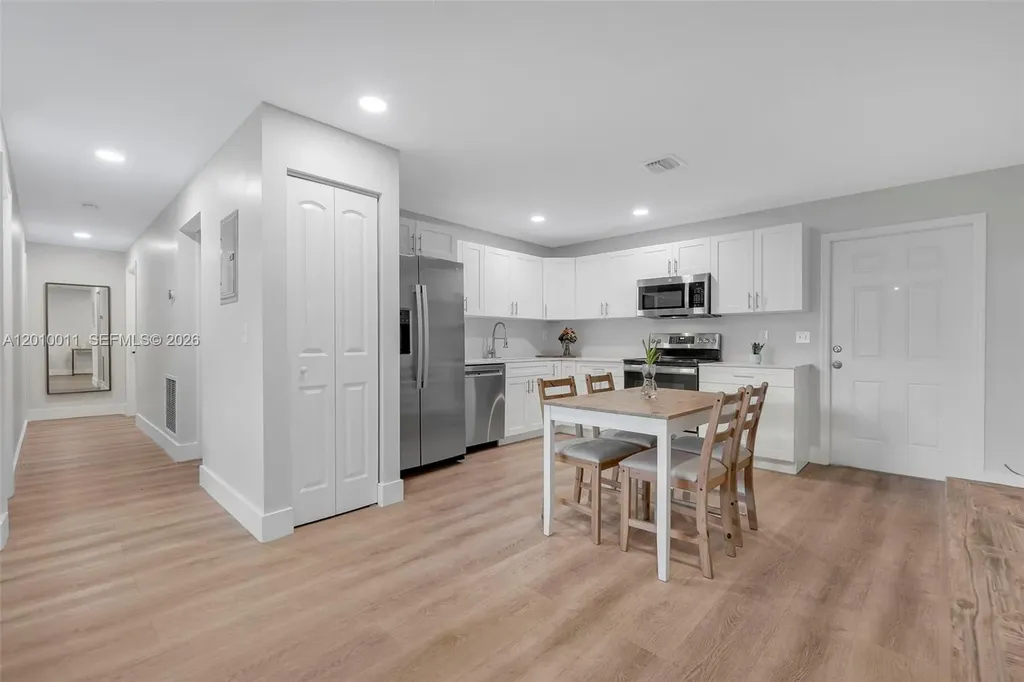 700 NW 18th Street Fort Lauderdale FL 33311