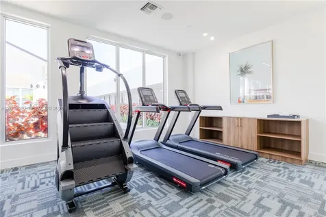 1950 W 49th Street Hialeah FL 33012