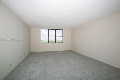 1800 NE 114th Street Miami FL 33181