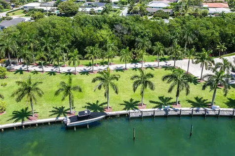 1800 NE 114th Street Miami FL 33181